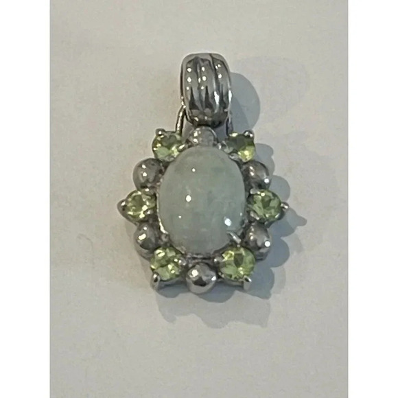 Sterling Silver 925 Genuine Oval Green Jade And Peridot Pendant - Picture 1 of 8